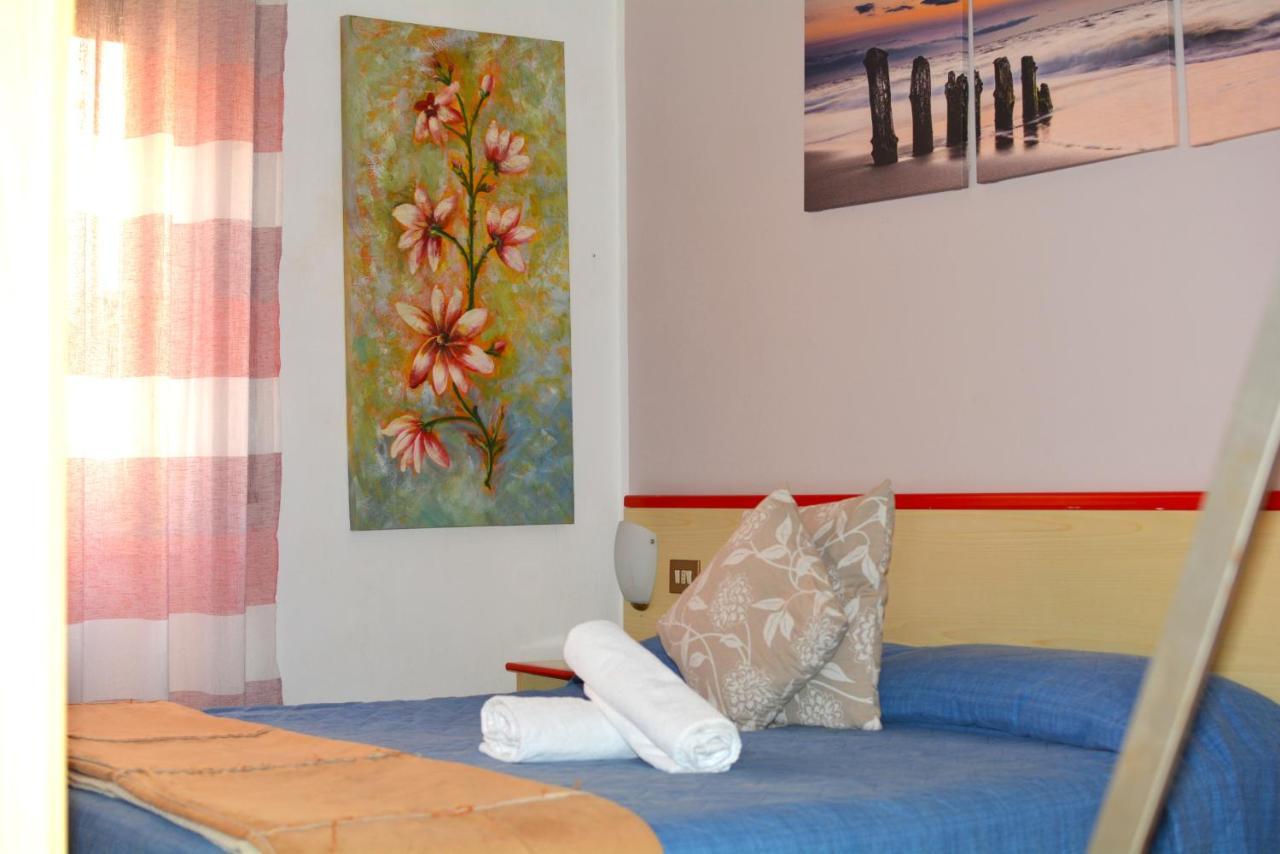 Hotel La Madunina Varazze Zewnętrze zdjęcie
