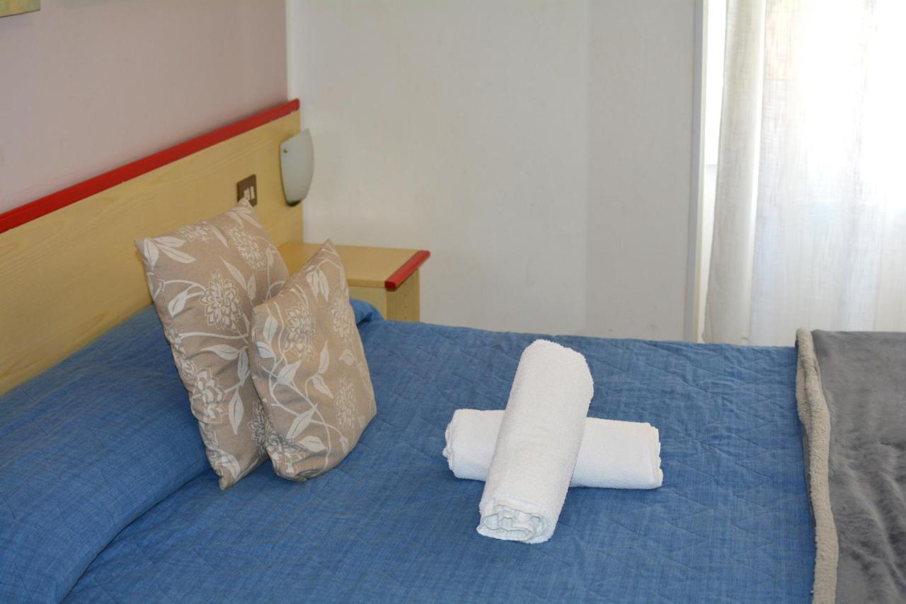 Hotel La Madunina Varazze Zewnętrze zdjęcie